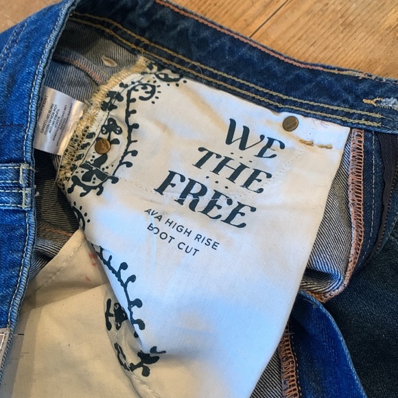 NWOT We The Free AVA cut high rise boot cut denim jeans - Picture 3 of 10